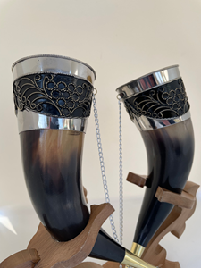 Cuenco de Cuerno Hecho a Mano con Soporte de Haya, Taza Vikinga de Cuerno Natural, Vaso Medieval, Utensilios Rústicos para Bar, Decoración para Bar en Casa - Product Image 3
