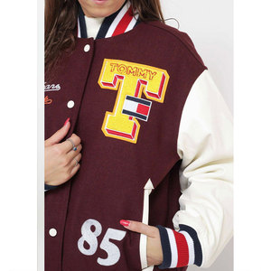 Nouvelle veste universitaire élégante pour femme, bordeaux et blanc, avec lettre T brodée, manches longues, style automne - Product Image 5