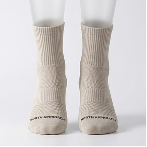 Chaussettes North Approach Crew, couleur beige unie, respirantes, en coton tricoté, pour adulte, printemps, décontractées, usage quotidien - Product Image 1