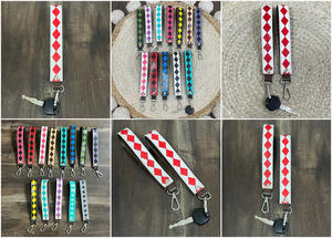 Nouveau Porte-clés en Cuir Véritable à Carreaux en Cuir de Vachette avec Crochet Métallique et Dragonne, Accessoire de Mode Personnalisé 2026 - Product Image 3