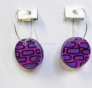 Boucles d'oreilles en bois et résine de qualité supérieure cadeaux pour femmes anciens avec des bijoux spéciaux faits à la main - Product Image 1