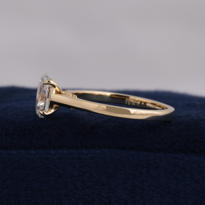 Bague de fiançailles ovale en diamant de laboratoire, halo caché, sertissage cathédrale, plaqué or, certifiée IGI, luxe - Product Image 3