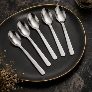 Cuillère à dîner en acier inoxydable de qualité supérieure, poignée antidérapante, sans danger pour les aliments, approvisionnement en gros pour hôtels et restaurants en Arabie Saoudite - Product Image 4