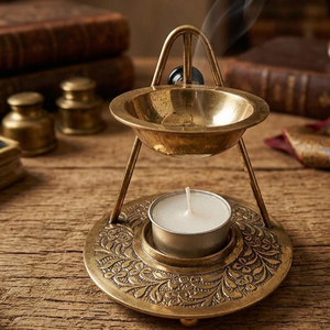 Brûleur d'encens en laiton fait main avec couvercle en treillis et poignée pour usage religieux, fournisseur indien - Product Image 4