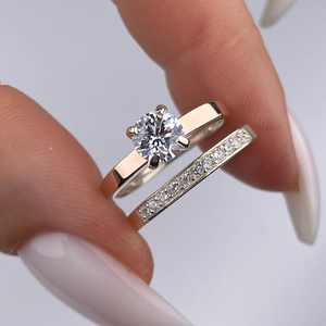 Anillo de Lujo de Plata de Ley 925 con Moissanita Blanca, Bañado en Rodio, con Engaste de Garras, para Boda o Compromiso - Product Image 1
