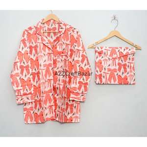 Conjunto de Pijama de Algodón 100% Puro para Mujer, Suave y Transpirable, para Invierno/Verano, Pantalones Cortos de Punto, Camiseta con Logotipo en la Espalda, Venta al Por Mayor - Product Image 2