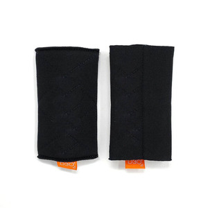 Protectores de nudillos de neopreno negro para boxeo, equipo de entrenamiento protector para todas las estaciones - Product Image 1