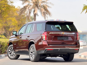 Chevrolet Tahoe LT 2022 d'occasion, spécifications GCC, 499 ch, SUV 7 places, 8 cylindres, 4000+ cm³, essence, transmission automatique, conduite à gauche - Product Image 2