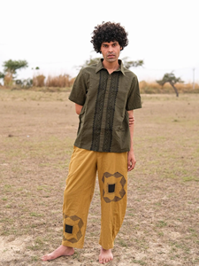 เสื้อเชิ้ตแขนสั้นผ้าฝ้ายลินินสีเขียวมะกอกสำหรับผู้ชาย ปกคอปกแบบสเปรด สไตล์ลำลองสำหรับฤดูร้อน ติดกระดุม ผลิตด้วยมือ เป็นมิตรกับสิ่งแวดล้อม - Product Image 5