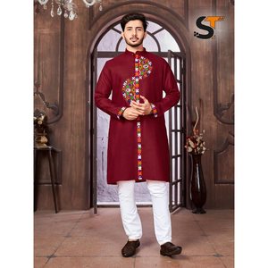 ชุดนอนผ้าคอตตอนสีน้ำตาลเข้มของผู้ชายปักลายงานแฟนซี - Product Image 1