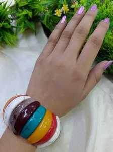 Bracelet jonc en résine colorée MN Exports, bijou fantaisie épais et tendance, style unisexe, cadeau islamique - Product Image 5