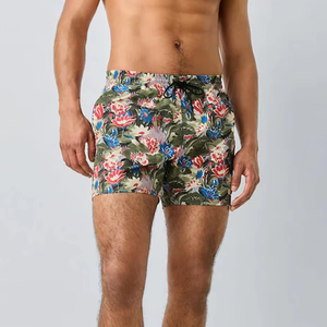 Pantalones cortos con estampado floral para hombre, cintura media, con cordón, secado rápido, ropa de baño informal, pantalones cortos 100% poliéster, ropa de playa - Product Image 2