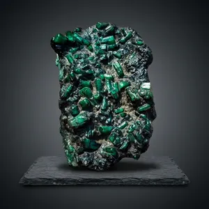BAITHU GEMS MINERALS Pierre de Turquoise Verte Foncée Naturelle Authentique, Matrice de Cristal Polie, Formes Mixtes Personnalisées, Guérison Spirituelle - Product Image 1