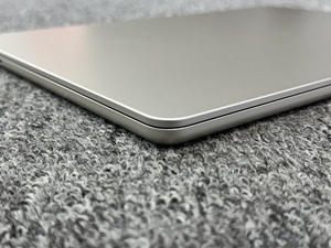 MacBook Pro 2023 de 14 Pulgadas, M3, 16GB/512GB SSD, Portátil de Segunda Mano, Pantalla de 120Hz, GPU Integrada, 11 Horas de Autonomía, Plata/Gris Espacial 1 - Product Image 3