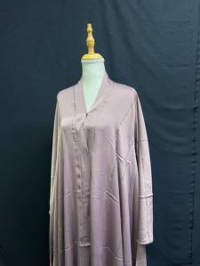 Venta al por mayor: Nueva Abaya estilo Dubái 2026, tradicional islámica para mujer, Abaya saudí de poliéster transpirable hasta el tobillo para primavera, para musulmanas. - Product Image 3