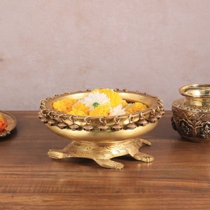Urli de Latón de Moda para Diwali con Decoración Artesanal de Latón para Mesa, Ceremonias Religiosas, Festividades en el Hogar, También para Regalo - Product Image 6