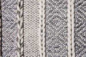 Handwoven Wool Pet Yarn <b>Rug</b> Custom Design Wholesale For Hotel Living Room Home Decor B2B Manufacturer - Product Image 3