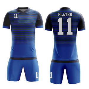 Créez vos propres uniformes de football pour les jeunes, ensemble de maillots de foot entièrement sublimés, ensemble d'uniformes de football disponible dès maintenant - Product Image 1