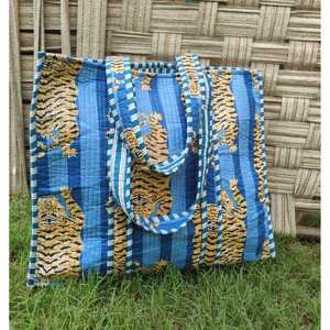 Bolso Tote Floral Acolchado de Algodón 100% Indio para Mujer, Bolso de Hombro de Algodón Hecho a Mano, Bolso Acolchado Estampado, Bolso de Algodón Ecológico - Product Image 2