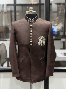 Chaqueta Sherwani Indo-Occidental de Lujo para Hombre con Bordado de Elefantes – Blazer Bandhgala de Diseñador para Novio y Uso Festivo - Product Image 3