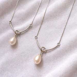 Collier en argent sterling avec pendentif perle d'eau douce, ensemble de bijoux délicats superposés en perles - Product Image 4