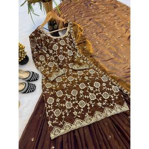 Lehenga Choli de Seda de Diseño con Hermosa Dupatta para Fiestas - Product Image 1