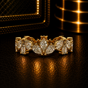 Hermosa banda de oro de 14 quilates con diamantes cultivados en laboratorio de corte pera alternado, anillo de aniversario, anillo de boda, joyería de moda. - Product Image 1