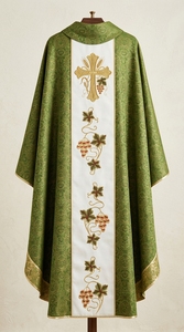 Chasuble vert pour clergé avec bordure dorée et motif de vigne brodé – Vêtement liturgique formel pour prêtres - Product Image 6