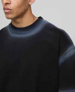 Camiseta de Hombre de Primera Calidad, 100% Algodón, con Logotipo Impreso Digitalmente, Lavada con Piedras, Corte Holgado, con Características Antiarrugas y Transpirables - Product Image 2