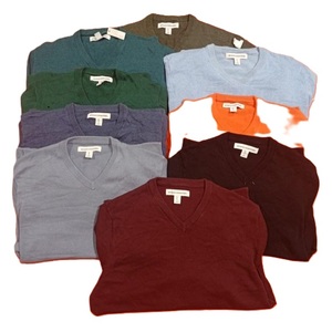 Pull à col en V pour homme, 100% coton, 12G, manches longues, couleur unie, avec lavage au silicone, vêtements d'automne, fournisseur du Bangladesh. - Product Image 1