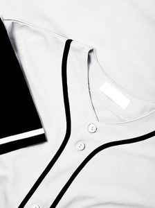 Camisetas de Béisbol Personalizadas para Jóvenes con Botones y Manga Corta, Uniformes con Parches Cosidos, Logotipo del Nombre del Equipo Bordado, Jersey de Béisbol para Hombre - Product Image 6