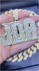 Collar con Colgante de Letra Personalizado CONCEPTION, Estilo Hip Hop para Hombre, Completamente Cubierto de Diamantes de Imitación VVS DF Moissanite, Chapado en Oro, Certificado GRA - Product Image 3