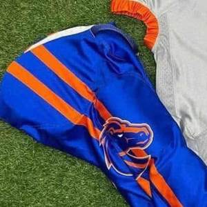 Uniformes de Fútbol Americano de Alto Rendimiento con Impresión de Nombre del Jugador, Ropa de Equipo con Diseño Personalizado, Uniforme Sublimado - Product Image 4