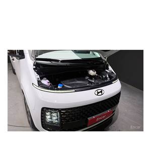 Hyundai 2024, Auto de Camping 2WD con Caja de Cambios Automática, Asientos de Cuero, Cámara Trasera, 8,528 km, Diésel, Volante a la Izquierda - Product Image 6