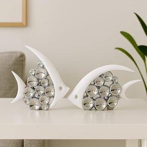 Escultura contemporánea de pez blanco con cuentas plateadas, arte decorativo para mesas - Product Image 3