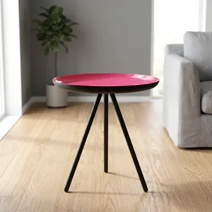Mesa auxiliar redonda moderna con tapa rosa y patas de metal negro, muebles minimalistas para sala de estar, fáciles de limpiar - Product Image 3