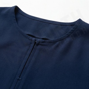 2025 OEM Kimono Abaya pour femmes musulmanes, en tissu polyester épais, doux et très extensible, col en V, manches longues, pour fêtes, Ramadan, mariages - Product Image 4