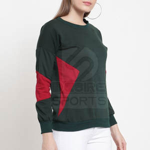 Sudadera de Mujer 100% Algodón Estilo Urbano - Top Ligero de Invierno con Logotipo Frontal, Colores Personalizables y Diseño Impreso - Product Image 3