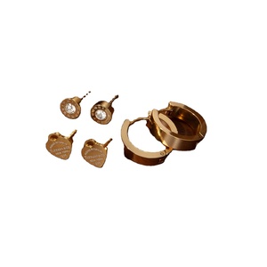 Boucles <span class=keywords><strong>d</strong></span>'oreilles clous Beiver pour femmes, tendance mode européenne <span class=keywords><strong>et</strong></span> américaine, design géométrique chiffres romains <span class=keywords><strong>et</strong></span> diamants, en acier inoxydable plaqué or - Product Image 1