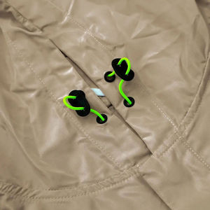 Chaqueta Impermeable y Cortavientos con Capucha para Hombre, 100% Nailon, para Invierno, Camping y Viajes al Aire Libre - Product Image 4