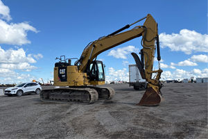 Excavadora de cadenas 335F LCR de 2015 diseñada para proyectos de movimiento de tierras exigentes - Product Image 2