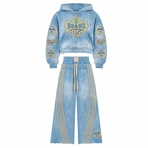 Ensemble de survêtement deux pièces personnalisé à capuche pour femmes et hommes, style streetwear décontracté, sweat à capuche court zippé et pantalon large unisexe - Product Image 2
