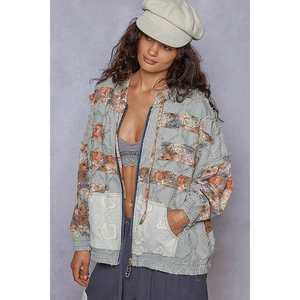 Chaqueta vaquera lavada con parche floral y encaje con cremallera POL para mujer - Product Image 2