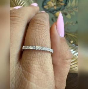 Bague de luxe en diamant de laboratoire taille ronde pour femme, or 9K 14K 18K, cadeau de fiançailles et de mariage, avec certification IGI SGL, 1 carat - Product Image 4