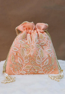 Sacs Potli pour fêtes et mariages, magnifiquement ornés de perles en verre de cristal - Product Image 2