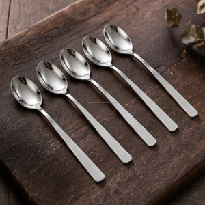 Cuillère à dîner en acier inoxydable finition luxe, surface miroir anti-rayures, France, vente en gros, fournitures pour la restauration hôtelière - Product Image 5