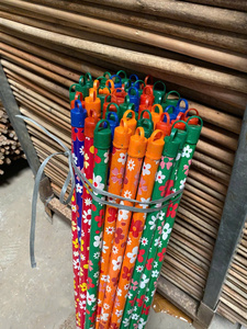 Brosse à balai en bois simple et durable de la marque M.I.T VIET NAM, best-seller, avec film rétractable en PVC pour fleurs, outil de nettoyage, longueur 120 cm, personnalisable - Product Image 6