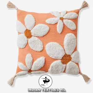 Housse de coussin bohème à fleurs tuftées pour salon, chambre, voiture, hôtel, avec pompons, écologique, personnalisable, OEM, vente en gros - Product Image 1