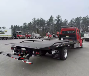 Camión de Remolque Best Drive 2025 Freightliner M2 106 Rollback - Cummins, 300HP, Diésel, Automático, Listo para Envío Mundial - Product Image 2