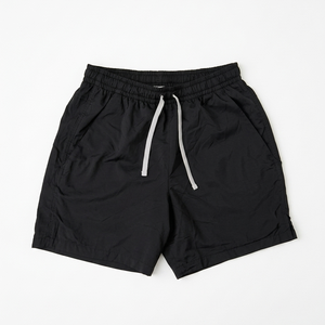 Shorts coupe-vent en polyester ripstop 120 GSM de qualité supérieure, bleu avec empiècements noirs, logo personnalisé, nylon DT teint uni - Product Image 2